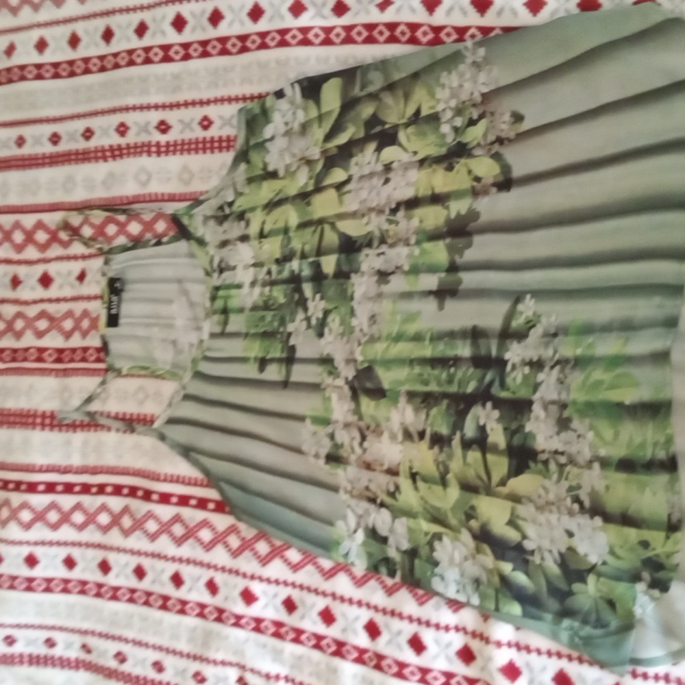 A.N.A FLORAL TANK TOP